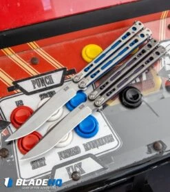 Hom Design Chimera Plus Balisong Knife Satin Ti/Blue G-10 (4.75 Two-Tone) 19 Hom Design Chimera Plus Balisong Knife Satin Ti/Blue G-10 (4.75 Two-Tone) -Knife Discount Store Hom Design Chimera Plus Balisong Knife Satin Ti Blue G 10 Two Tone BHQ 100561 kp arcade web