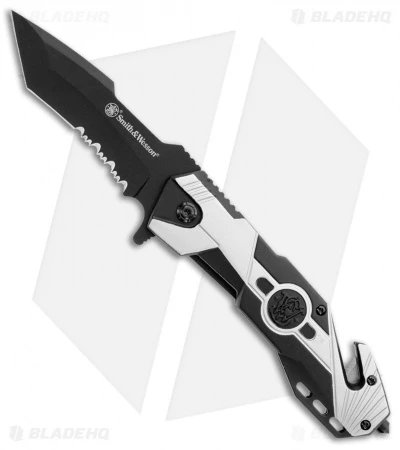 Smith & Wesson Liner Lock Knife Black/Silver Aluminum (3.50" Serr Black) 3 Smith & Wesson Liner Lock Knife Black/Silver Aluminum (3.50" Serr Black)